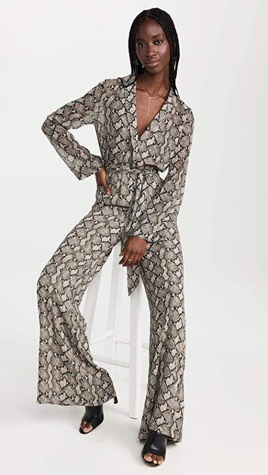 Brand new ✨ L'AGENCE Echo Shawl Collar Jumpsuit Sage Mlti Paloma Snake ???? 1 Brand new ✨ L'AGENCE Echo Shawl Collar Jumpsuit Sage Mlti Paloma Snake ????